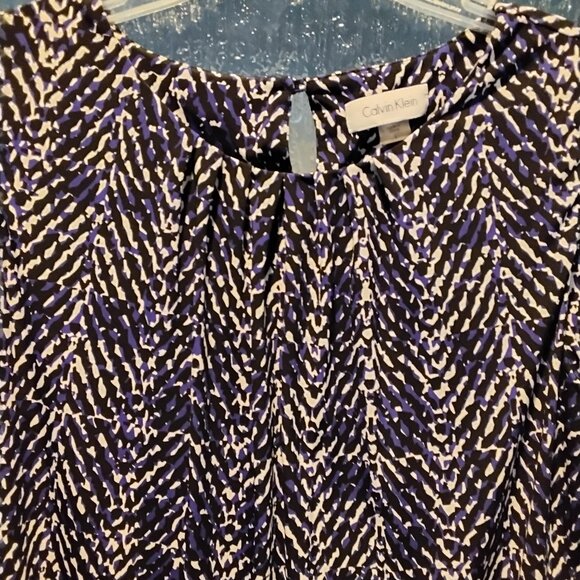 Calvin Klein: Purple/Black/White/Gray Sleeveless Blouse - Picture 2 of 3